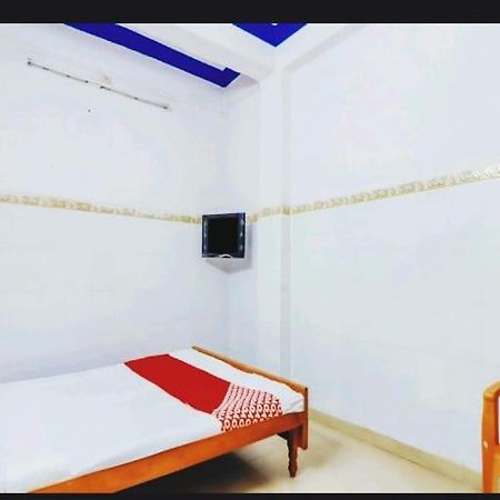 Metro Lodge Hyderabad Exteriör bild